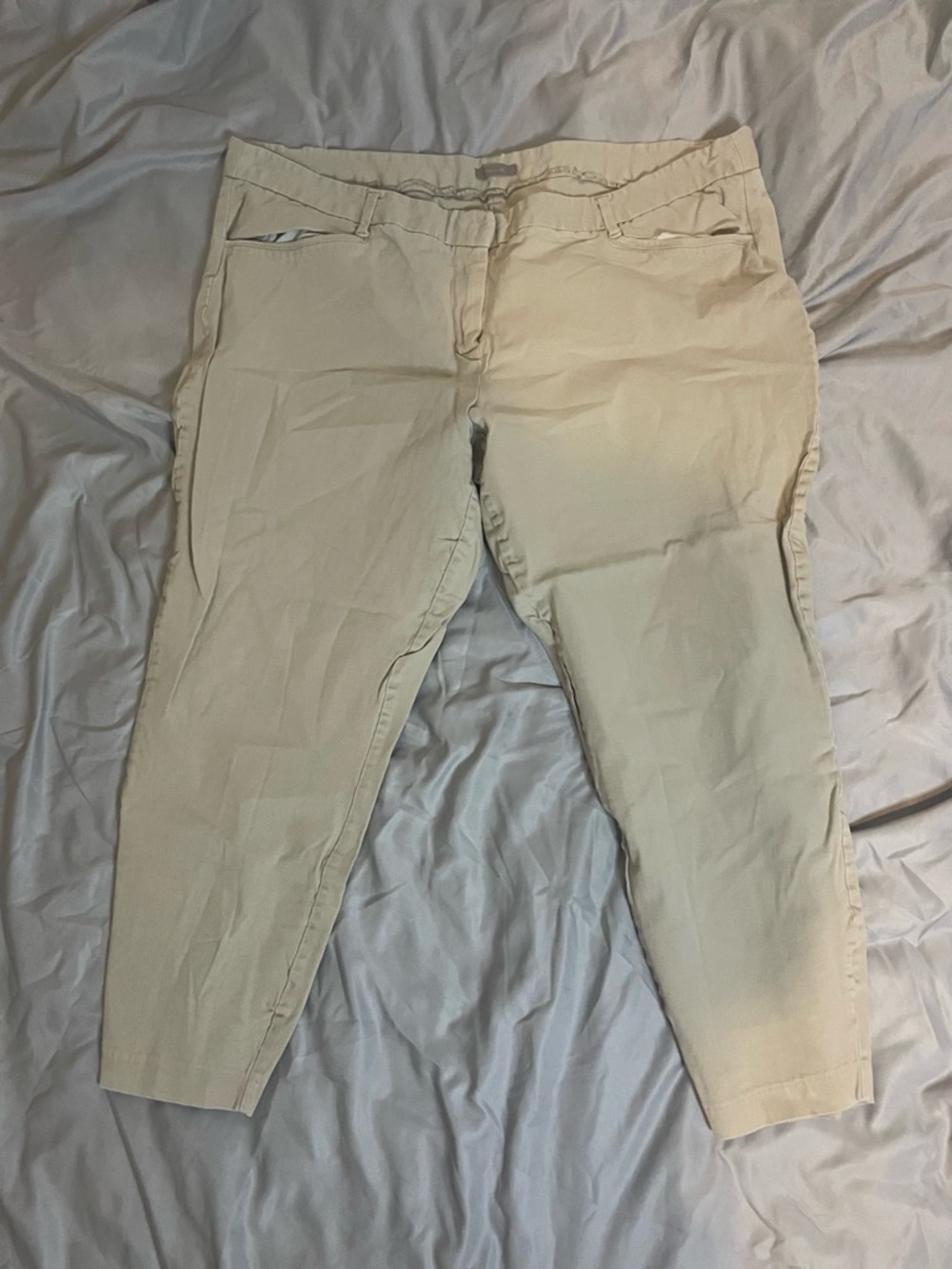 Light Beige Cropped Pants